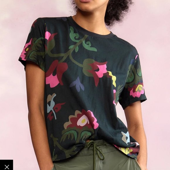 Cynthia Rowley Tops - NWT Cynthia Rowley Graphic Floral Tee (SOLDOUT!)